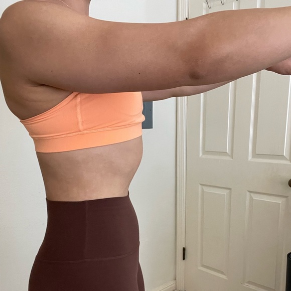 Lululemon Energy Bra *LIMITED EDITION* Seawheeze 2020 in Florid Orange - Picture 4 of 7